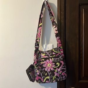 Vera Bradley women’s purse and matching wristlet